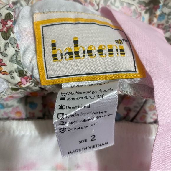 Babeeni floral bubble smocked romper - Picture 7 of 7